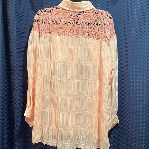 POL Peach Textured Blouse - Picture 3 of 16